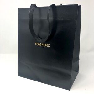 Tom Ford paper gift bag / shopping bag (W 26 cm x H 31 cm x D 15 cm)